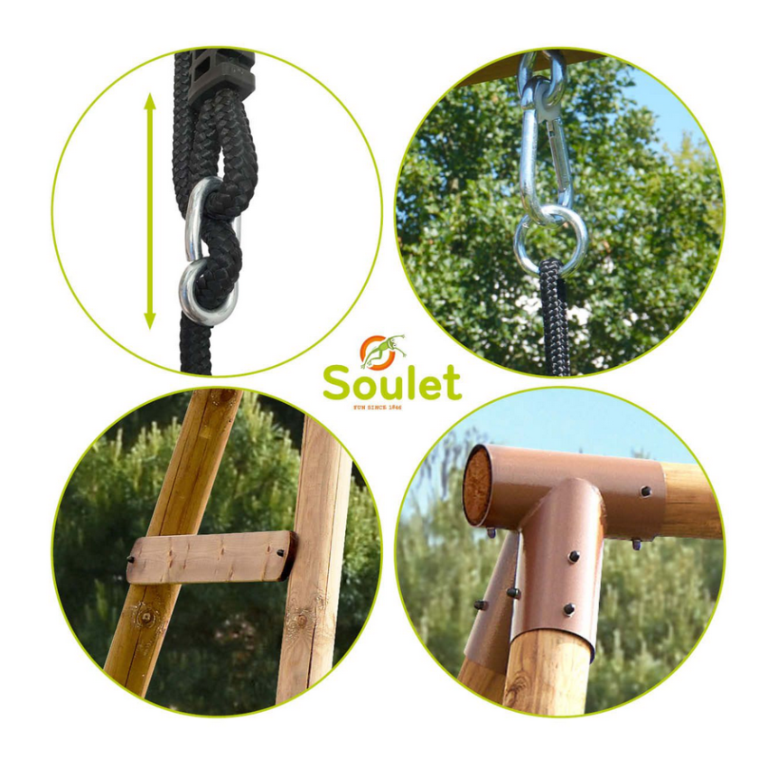 Portique en bois avec sac de boxe