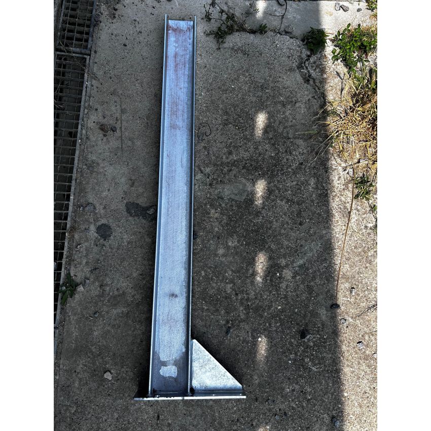 Poutre IPN acier avec platine 1356 mm