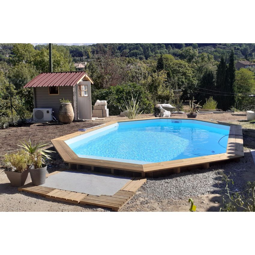 Piscine bois Lola Octogonale Allongée avec Plage Immergée + Escalier 541x336x131cm