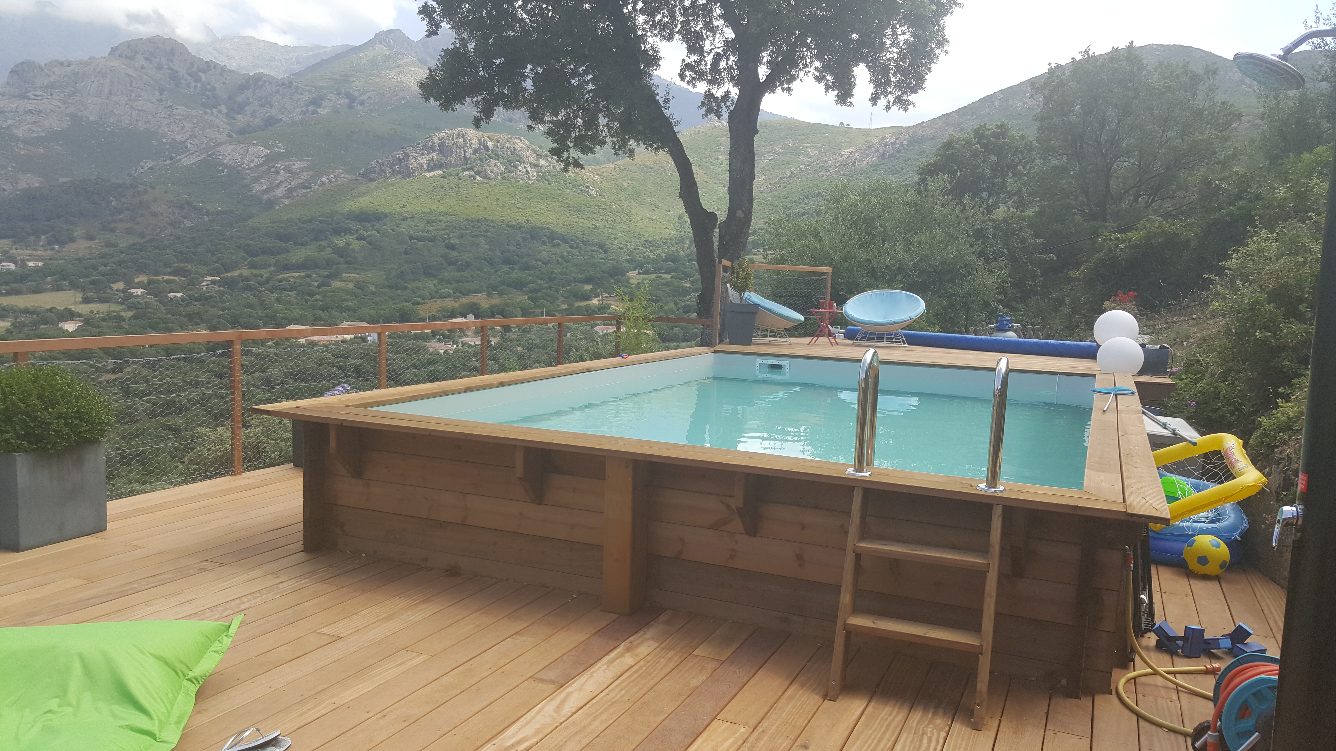 Piscine Bois d'Argent Octogonale Allongée 610x400x130 cm - LeKingStore