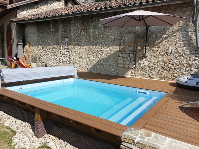 Kit Piscine Bois Hors Sol Rectangulaire Luxe Avec Banc et Petit escalier  620x420x145cm - Decouvrez tous nos kit Piscine au meilleur prix sur  lekingstore.com ! - PiscineIndustrie